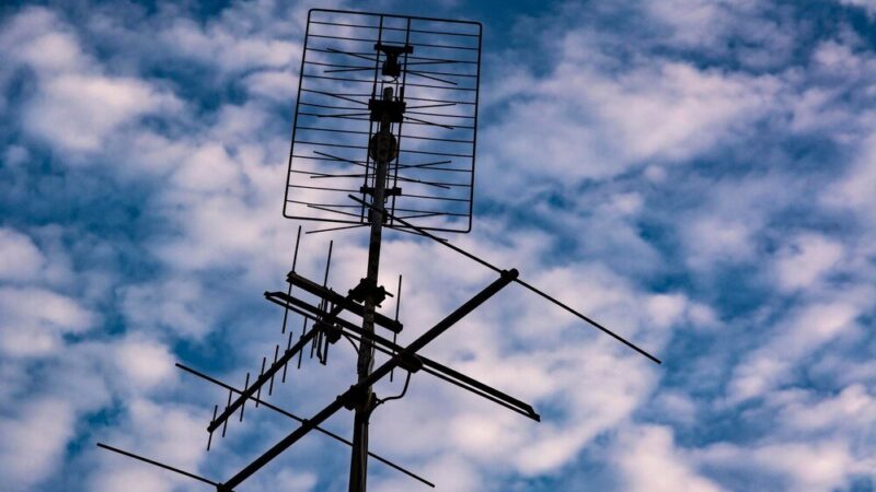 Najlepsze anteny do telewizji naziemnej DVB-T2: Poradnik wyboru